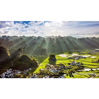 自驾攻略丨贵州自驾8日游攻略，轻松玩转织金洞、黄果树、小七孔、西江、梵净山等8个大景点！